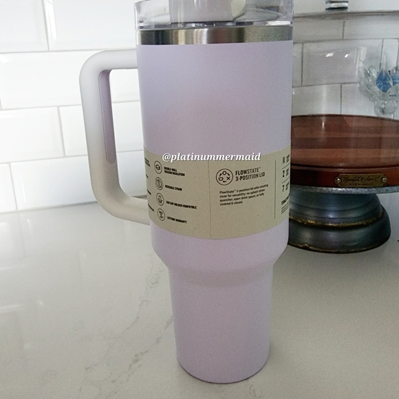 Stanley - WISTERIA (purple) - 40 oz. H2.0 Flowstate Quencher Tumbler - NWT! - Picture 6 of 7